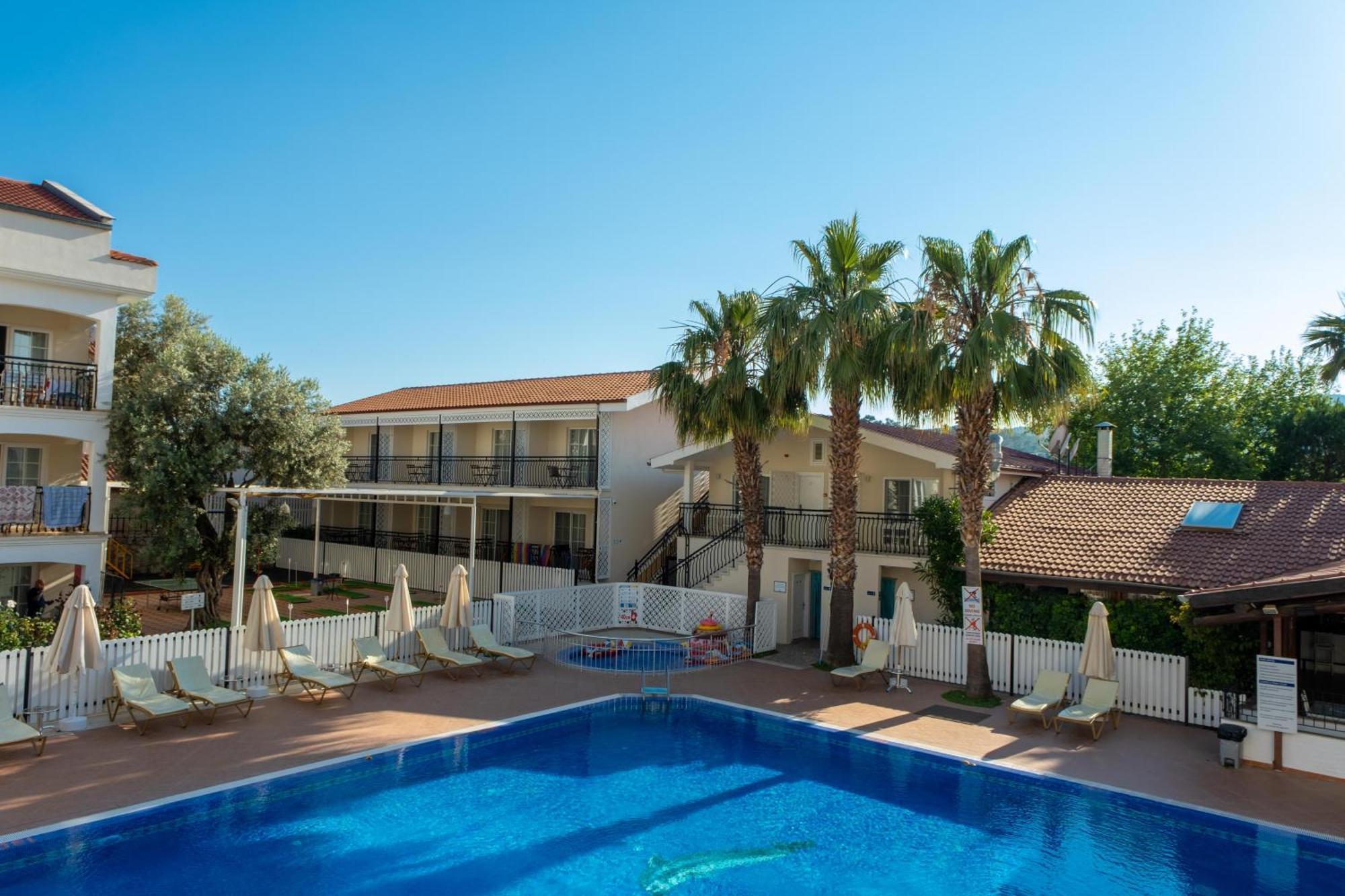 Sea Breeze Hotel and Apartments Ölüdeniz Exterior foto